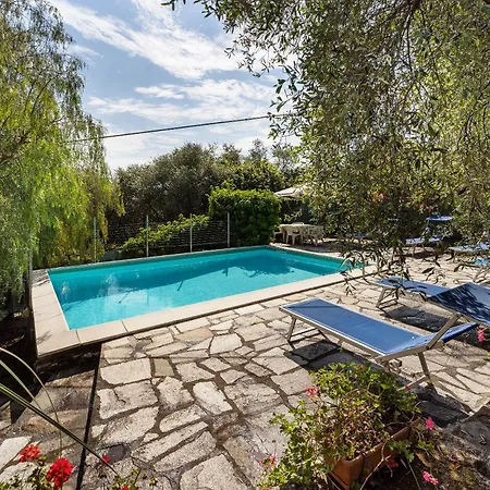 Casa Lorenzo *